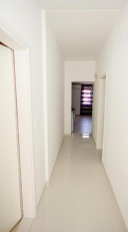 Apartmani Sea Star Макарска Екстериор снимка